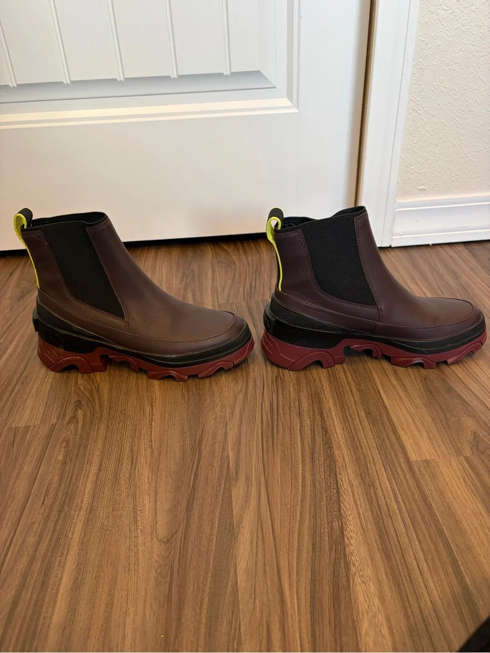 Sorel worn once